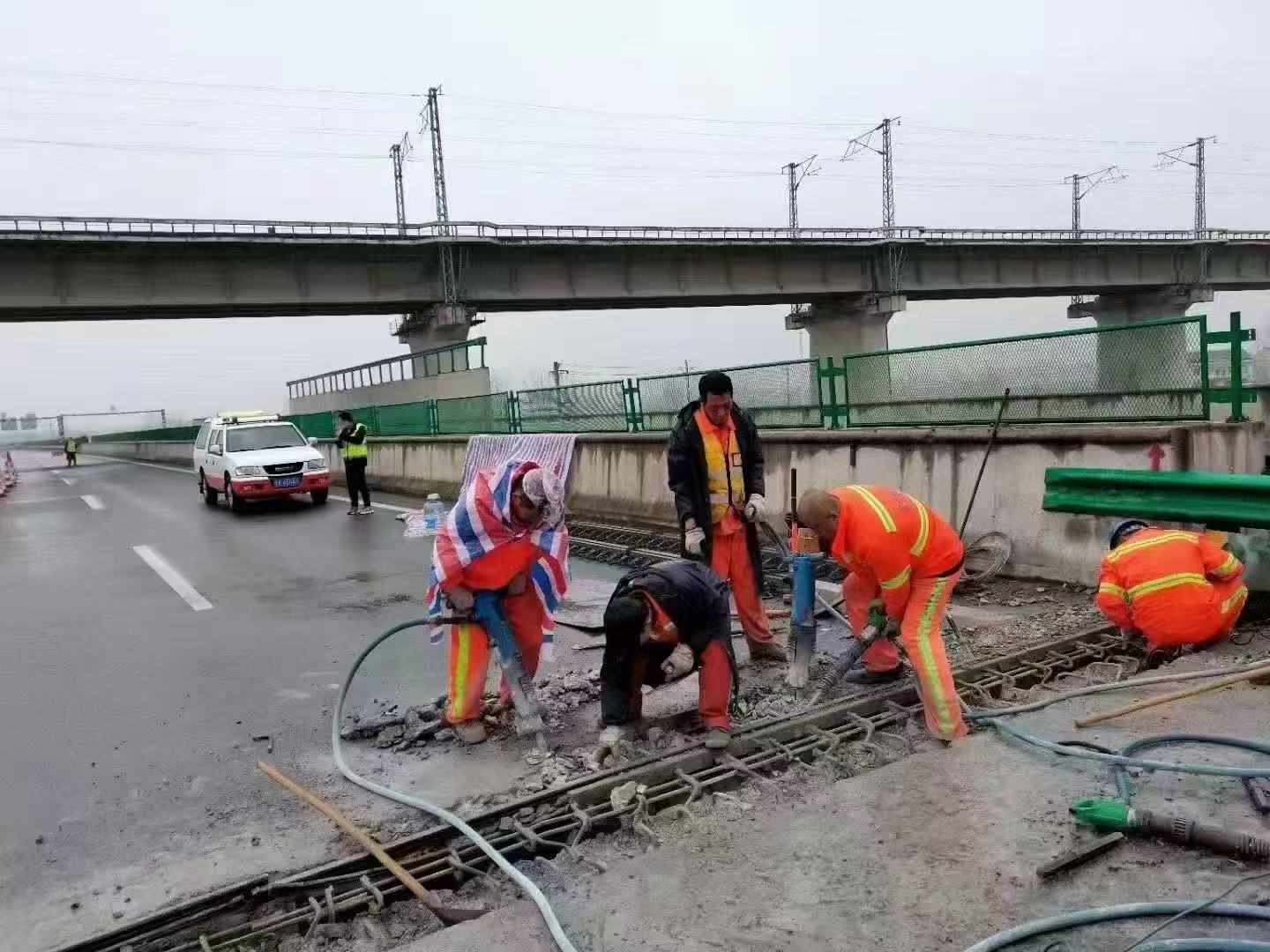 隆昌桥梁伸缩缝抢修料